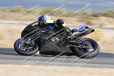 media/Nov-16-2025-Race Pace (Sun) [[8c5fa54630]]/Verified Riders/9-Turn 16 (150pm)/